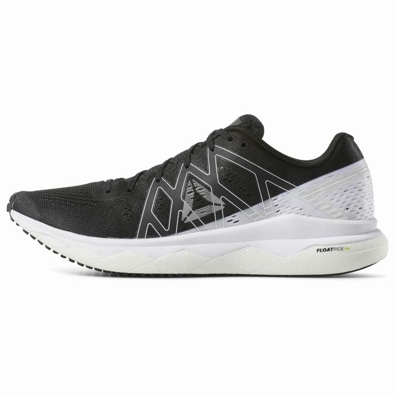 Adidasi Alergare Reebok Floatride Run Fast Dama Negrii/Albi Romania KQ3793WD